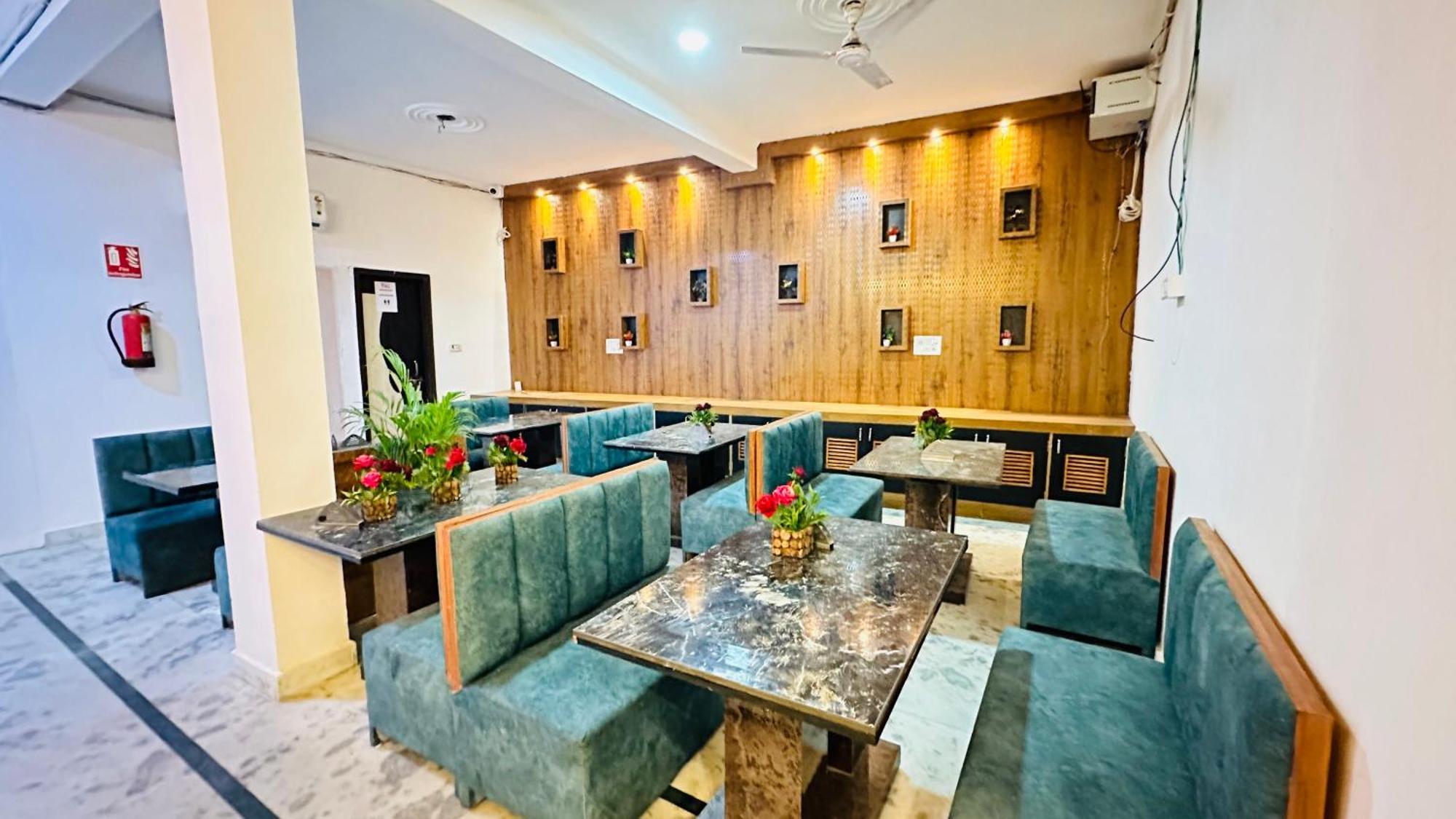 Hotel Vvs Near Delhi Airport New Delhi Luaran gambar